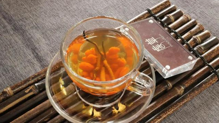 冬蟲夏草泡水的正確方法：解鎖雪域珍寶的營(yíng)養(yǎng)密碼