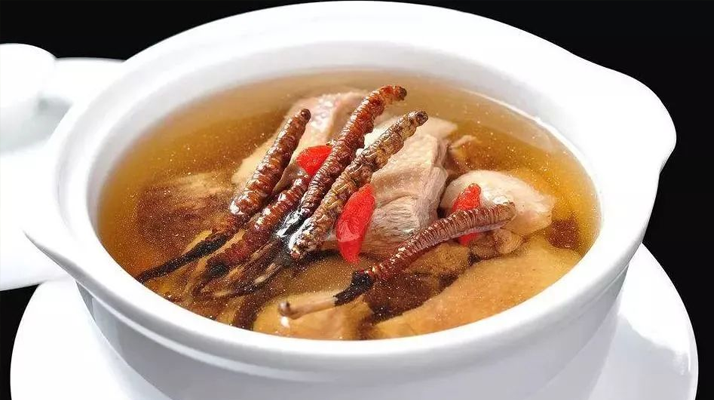 冬蟲夏草湯的正確熬制方法，營養(yǎng)與美味兼得